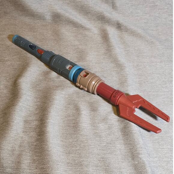 Star Wars Lightsaber Forge Ultimate Mandalorian Masterworks Part WORKS - Picture 1 of 9